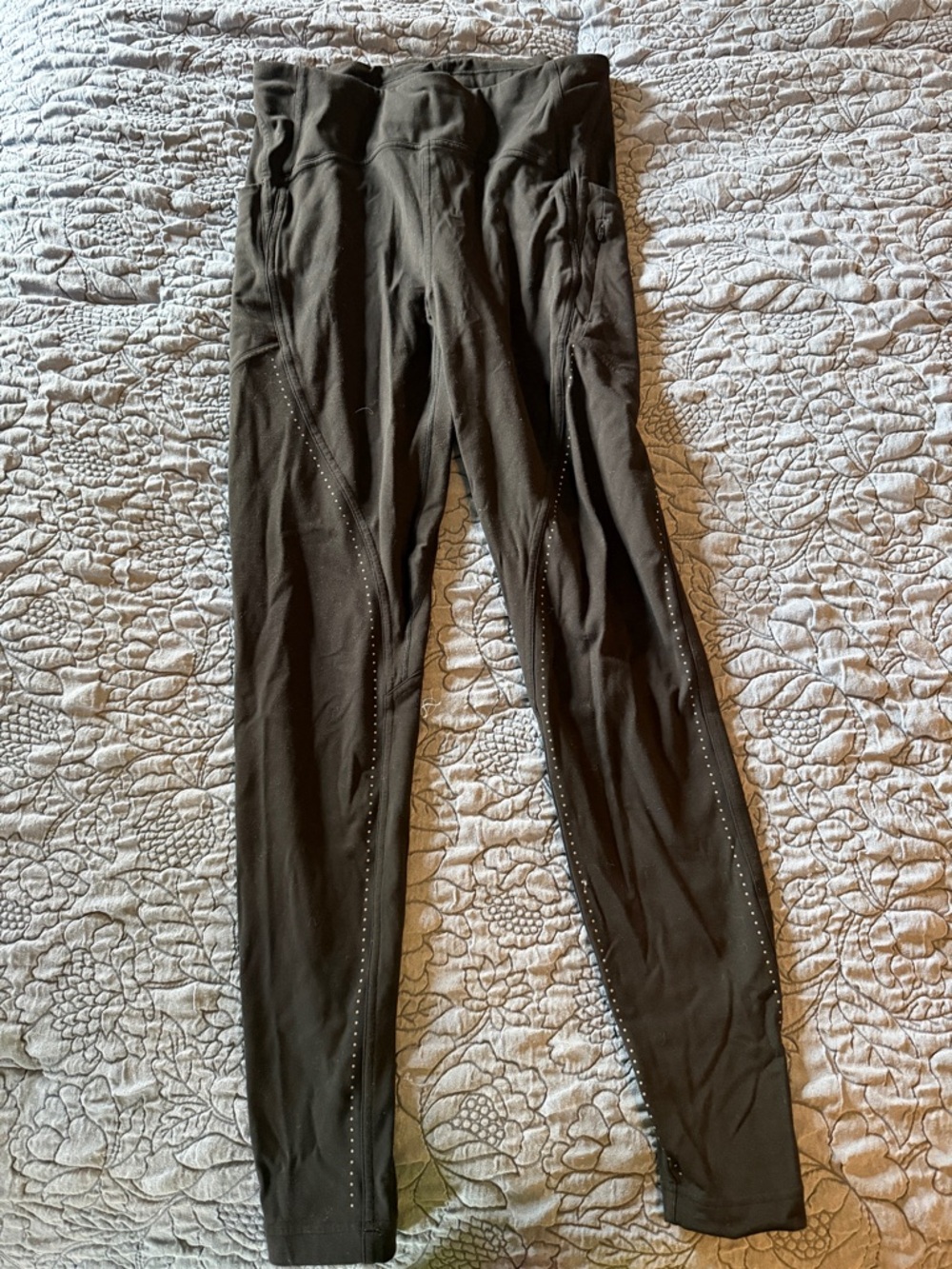 Lululemon Lead The Pack Tight Reflective Black Leggings Size 8
